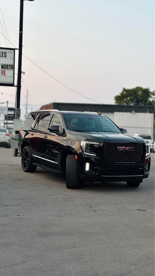 2022 GMC Yukon thumbnail 3
