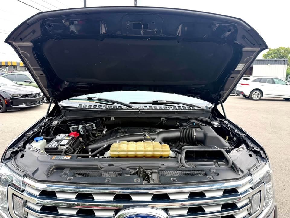2020 Ford expedition  thumbnail 12