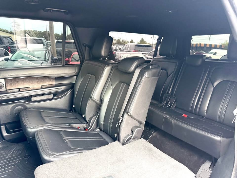 2020 Ford expedition  thumbnail 7