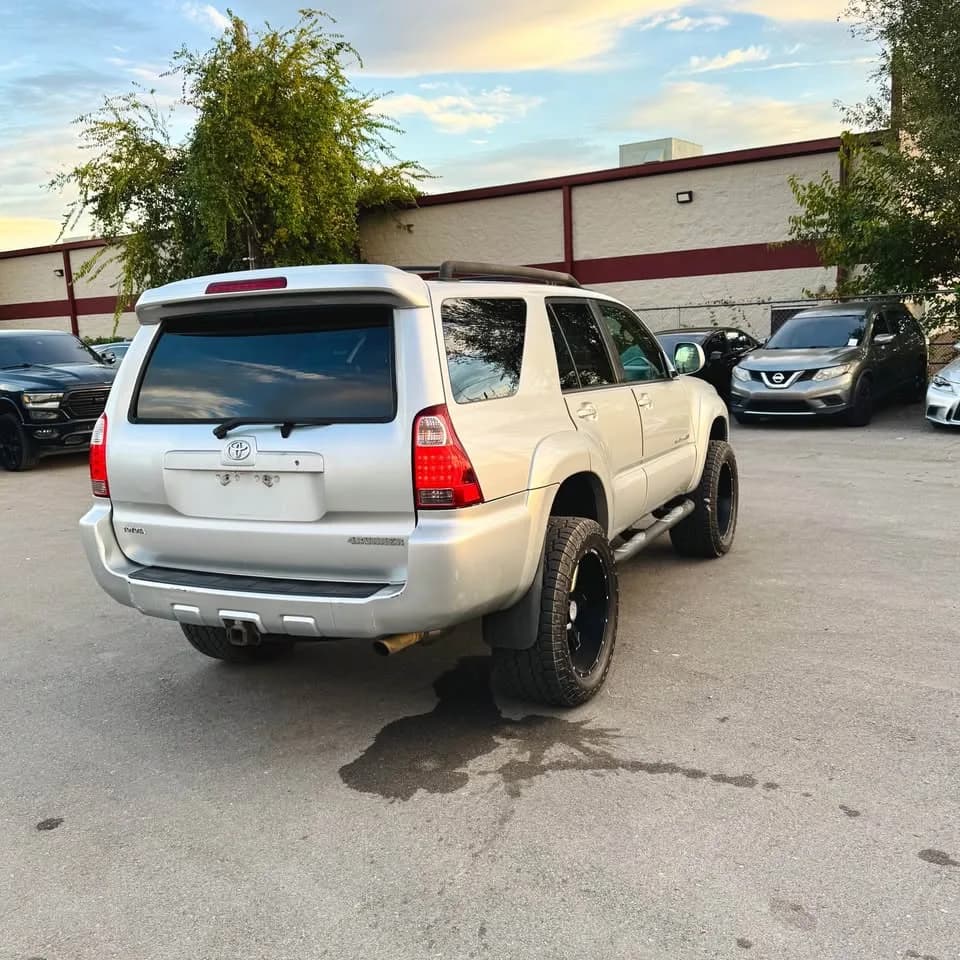 2007 Toyota 4Runner thumbnail 7