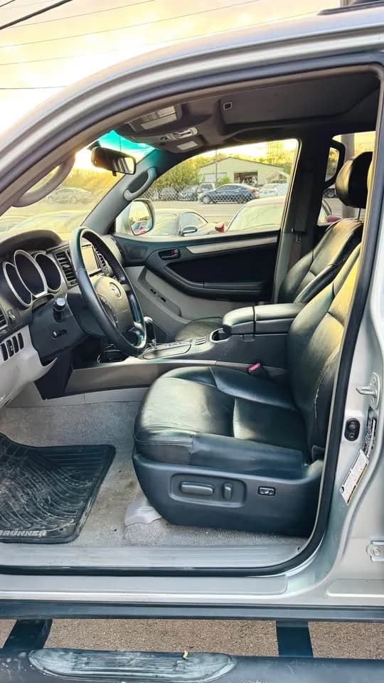 2007 Toyota 4Runner thumbnail 16