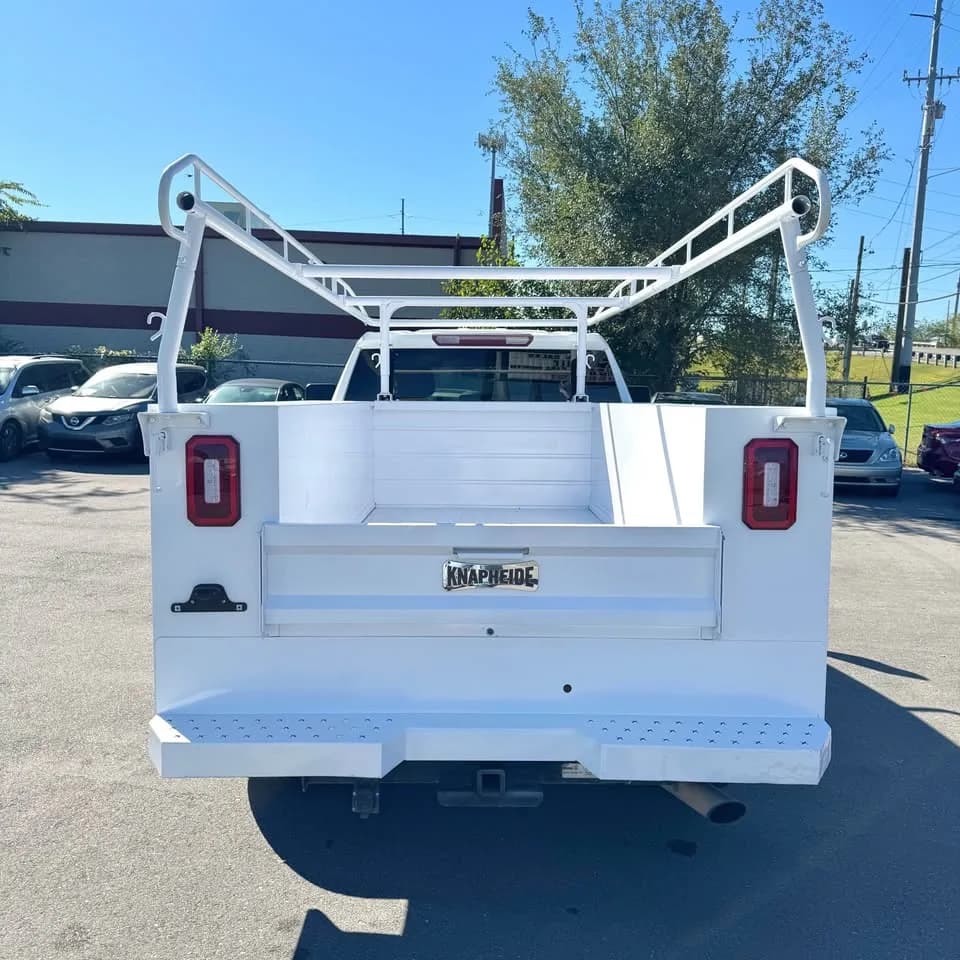 2022 Chevrolet Silverado thumbnail 8