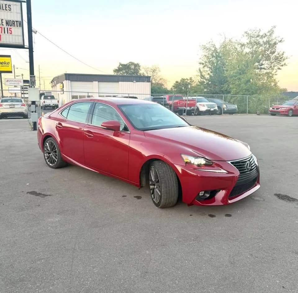 2015 Lexus  IS 250 AWD thumbnail 3