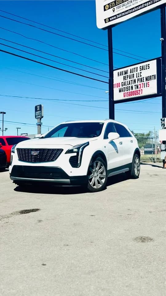 2019 Cadillac XT4 thumbnail 2