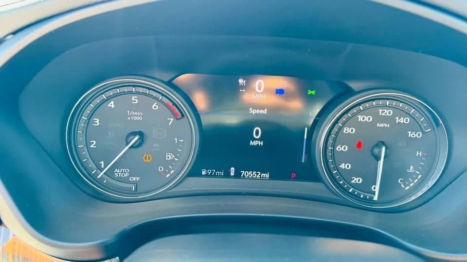 2019 Cadillac XT4 thumbnail 9
