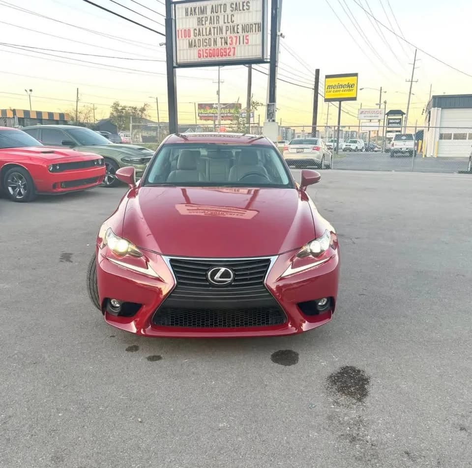 2015 Lexus  IS 250 AWD thumbnail 2
