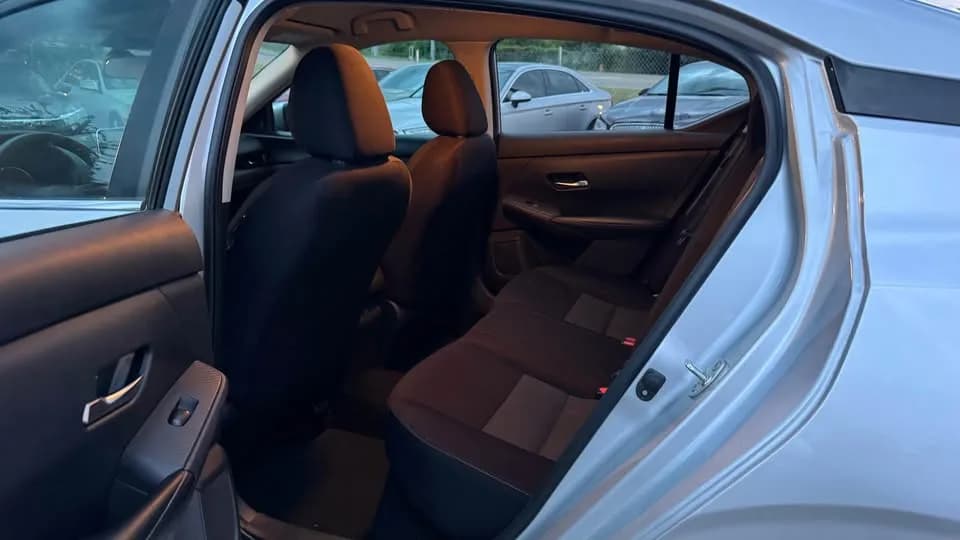 2023 Nissan sentra  thumbnail 11