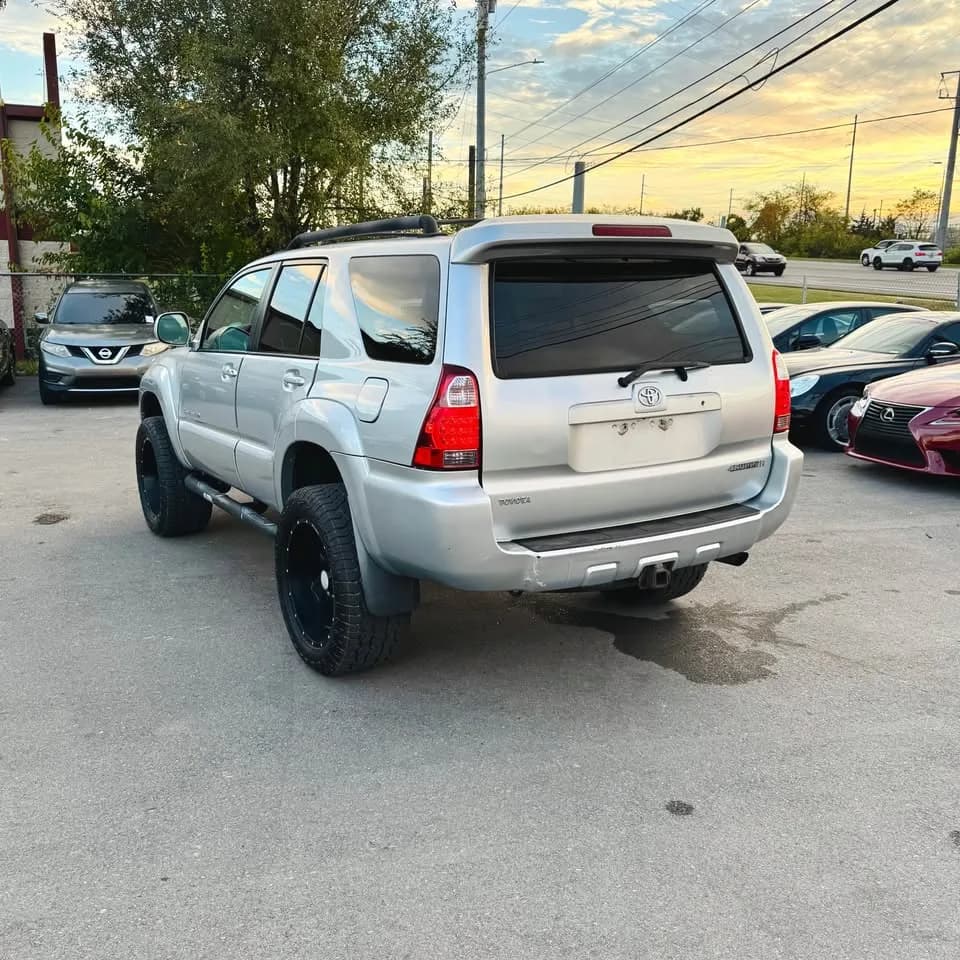 2007 Toyota 4Runner thumbnail 9