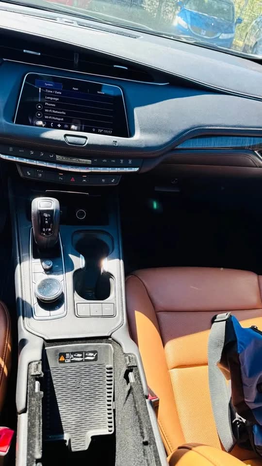 2019 Cadillac XT4 thumbnail 10