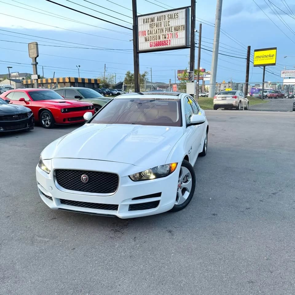 2018 Jaguar XE — image 1