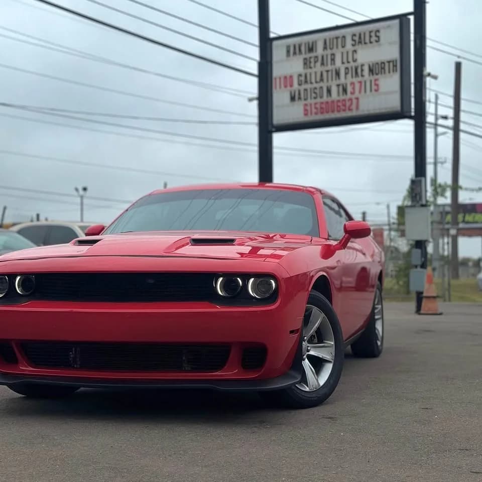 2022 Dodge Challenger  thumbnail 2