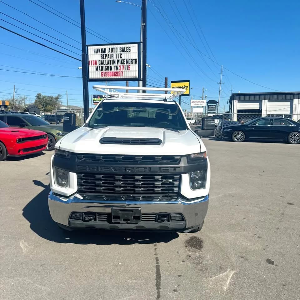 2022 Chevrolet Silverado thumbnail 4