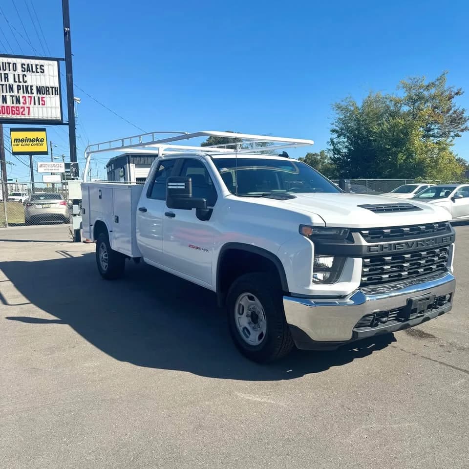2022 Chevrolet Silverado thumbnail 5