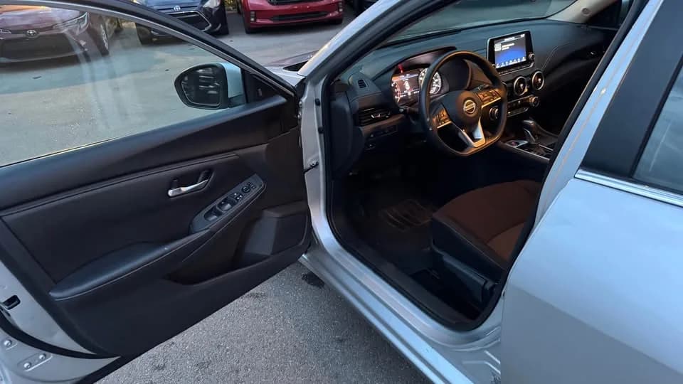 2023 Nissan sentra  thumbnail 6