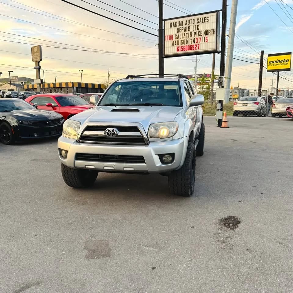 2007 Toyota 4Runner thumbnail 3