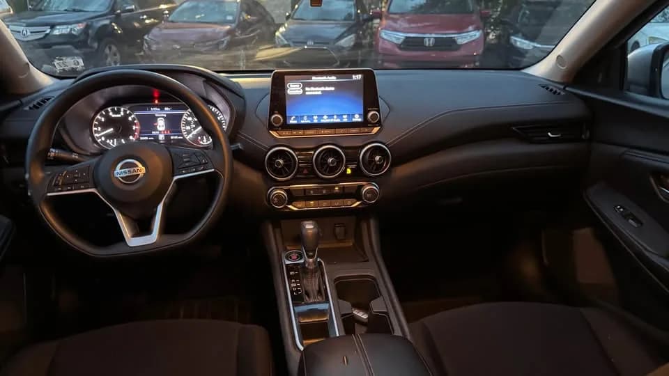 2023 Nissan sentra  thumbnail 8
